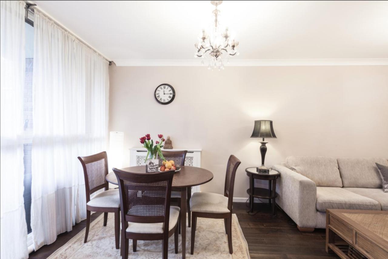 Two Bedroom Apartment Pimlico ロンドン エクステリア 写真