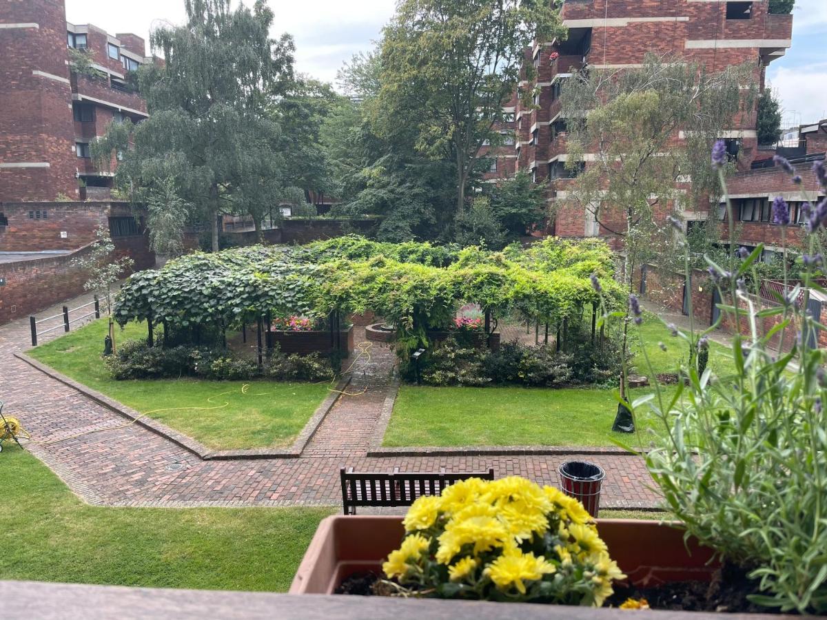 Two Bedroom Apartment Pimlico ロンドン エクステリア 写真
